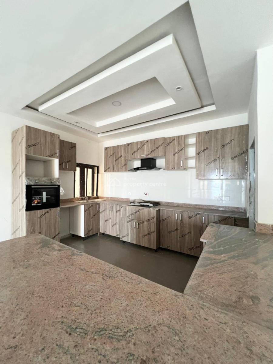 Sharp Newly Built 3 Bedroom Apartment with Bq, Ikota, Lekki, Lagos, Flat / Apartment for Rent