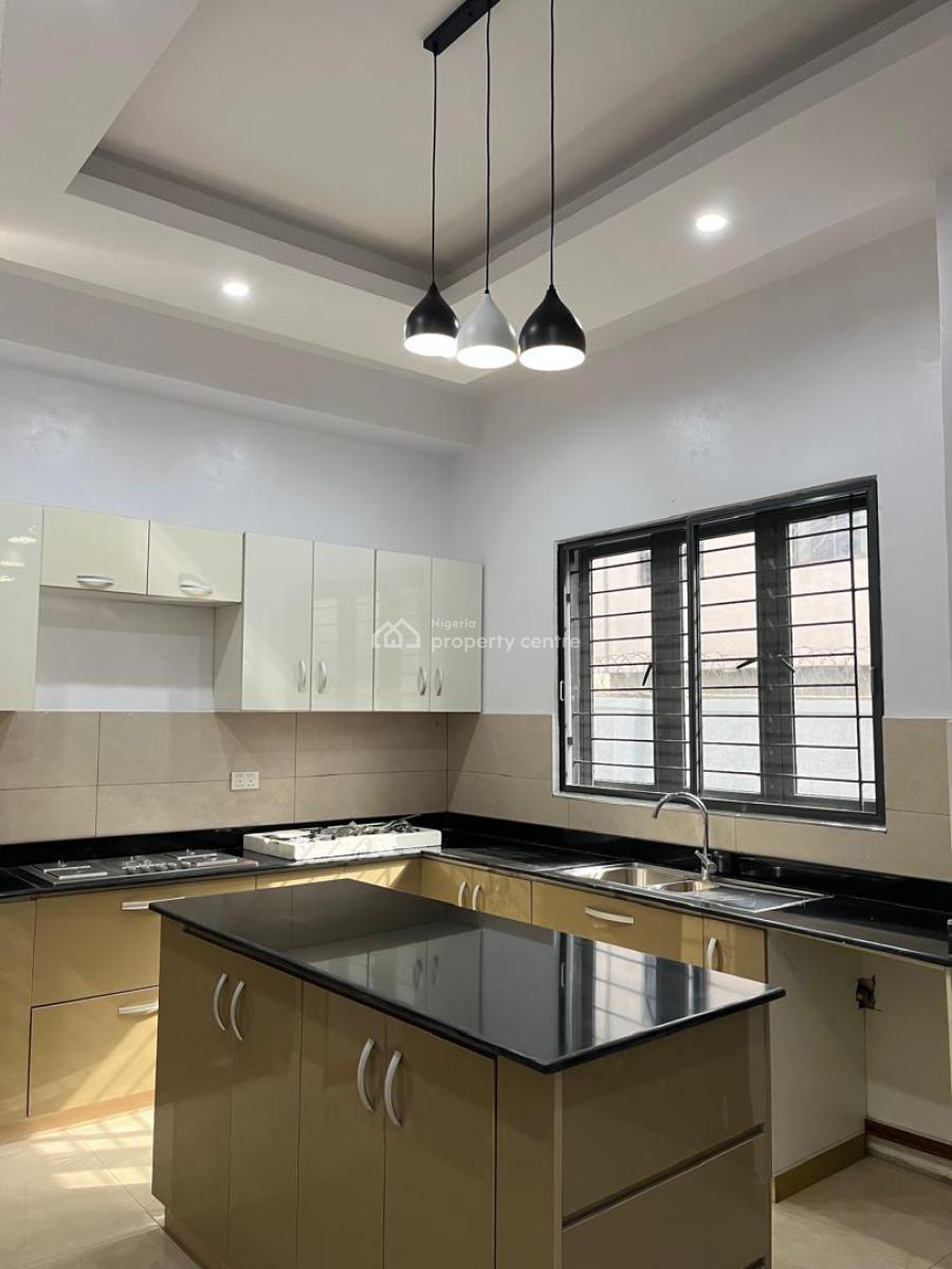 5-bedroom Fully Detached Home, Complete with a 1-room Bq, Gra, Ogudu, Lagos, Detached Duplex for Sale