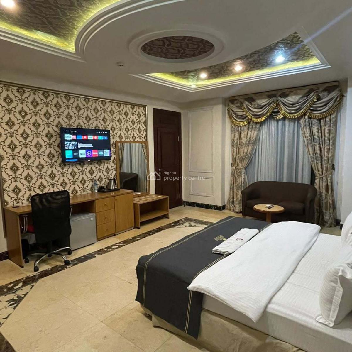Smart Luxury  28 Rooms Hotel, Maitama District, Abuja, Hotel / Guest House for Sale