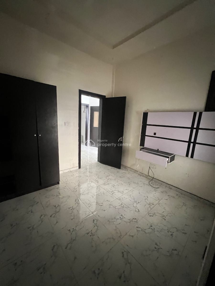Room in a Duplex  for 5 Months, Emcel Garden Off Orchid Road, Lekki, Lagos, Self Contain (single Rooms) for Rent