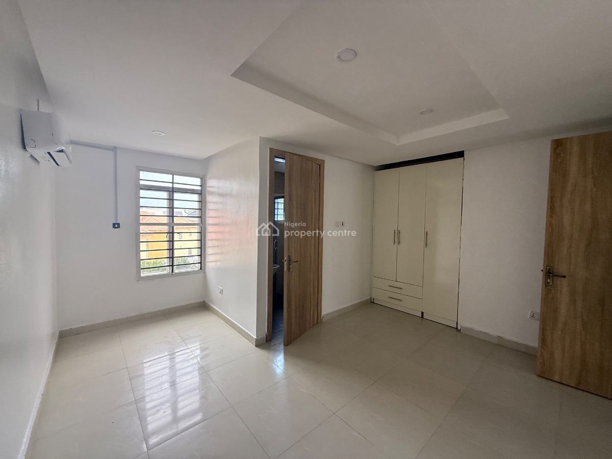 Spacious 4 Bedroom Semi Detached Duplex with 2 Room Bq, Off Durotimi Etti Drive, Lekki Phase 1, Lekki, Lagos, Semi-detached Duplex for Rent