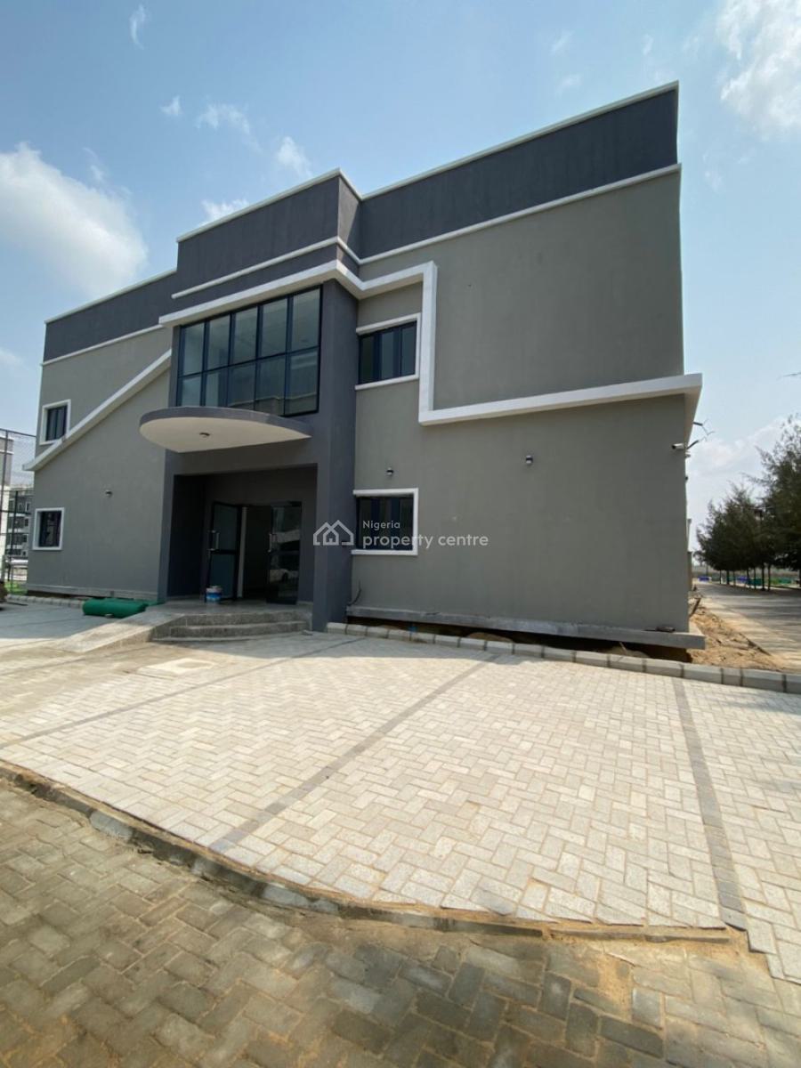 Lovely Commercial Shop Space, Ilaje Ajah Lagos, Ilaje, Ajah, Lagos, Shop for Rent