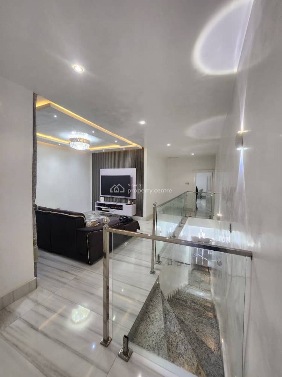 3 Bedroom Terrace with Bq, Guzape District, Abuja, House for Rent