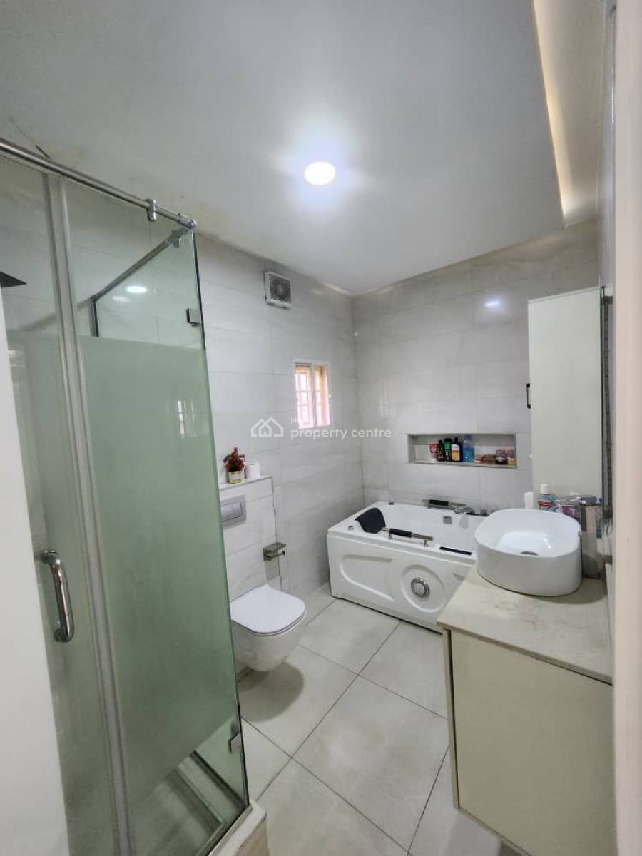 3 Bedroom Terrace with Bq, Guzape District, Abuja, House for Rent