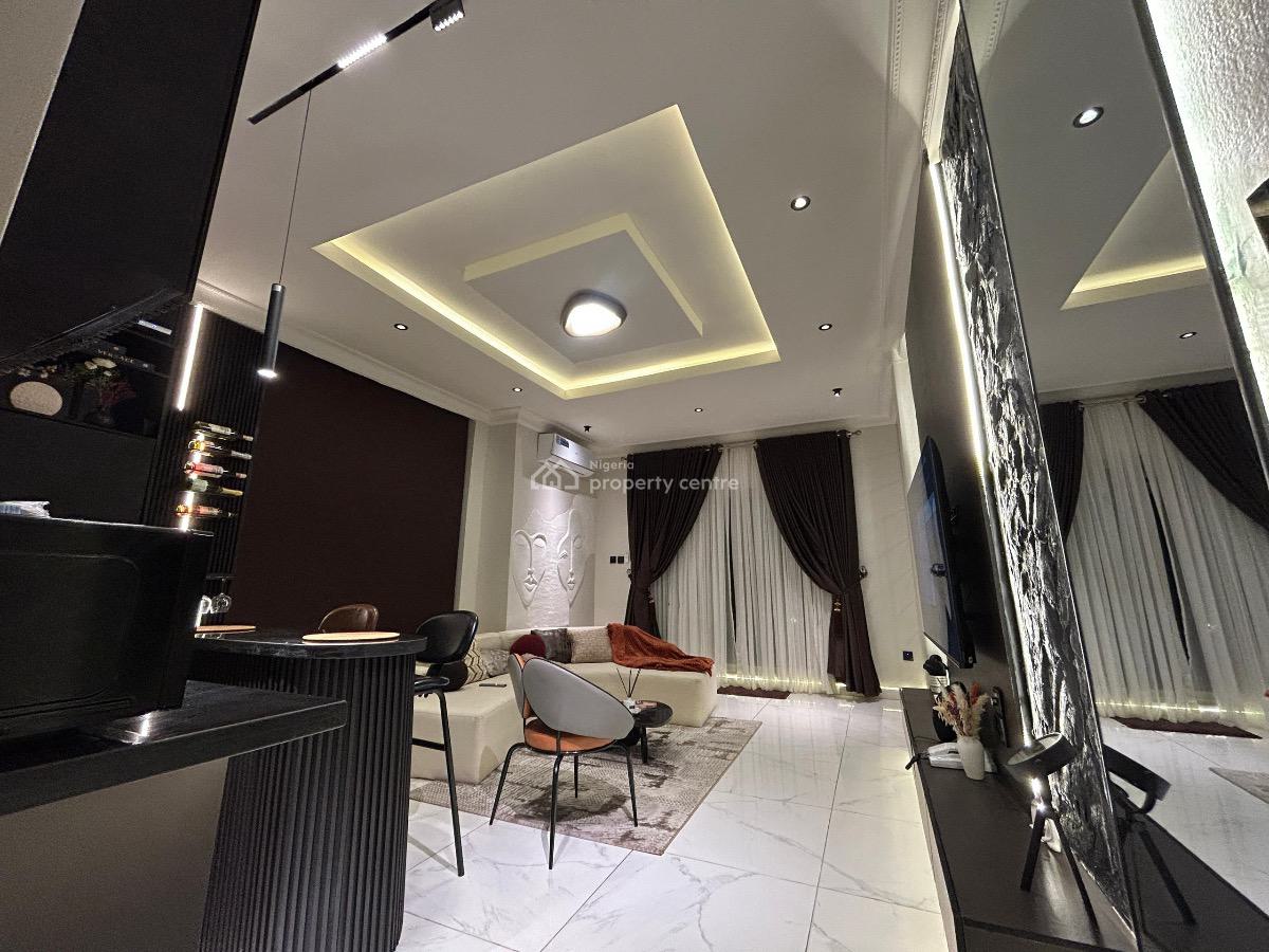 Luxury 1 Bedroom Apartment, Lekki Phase 1, Lekki, Lagos, Flat / Apartment Short Let