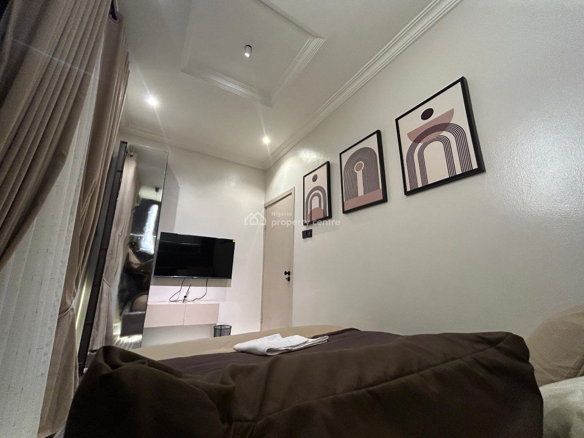 Luxury 1 Bedroom Apartment, Lekki Phase 1, Lekki, Lagos, Flat / Apartment Short Let