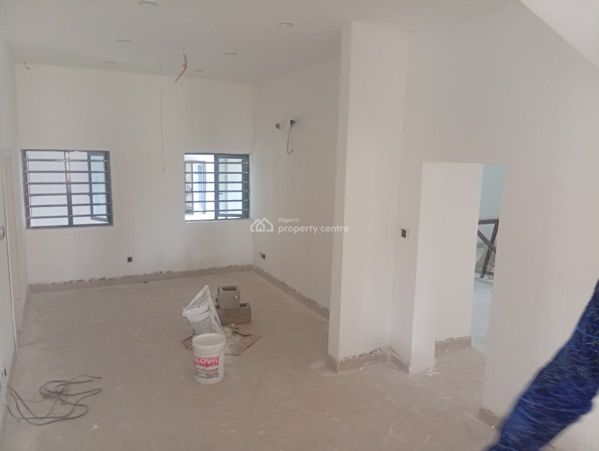 Shop Spaces with Private Toilet in Lekki Phase 1., Lekki Phase 1, Lekki Phase 1, Lekki, Lagos, Shop for Rent