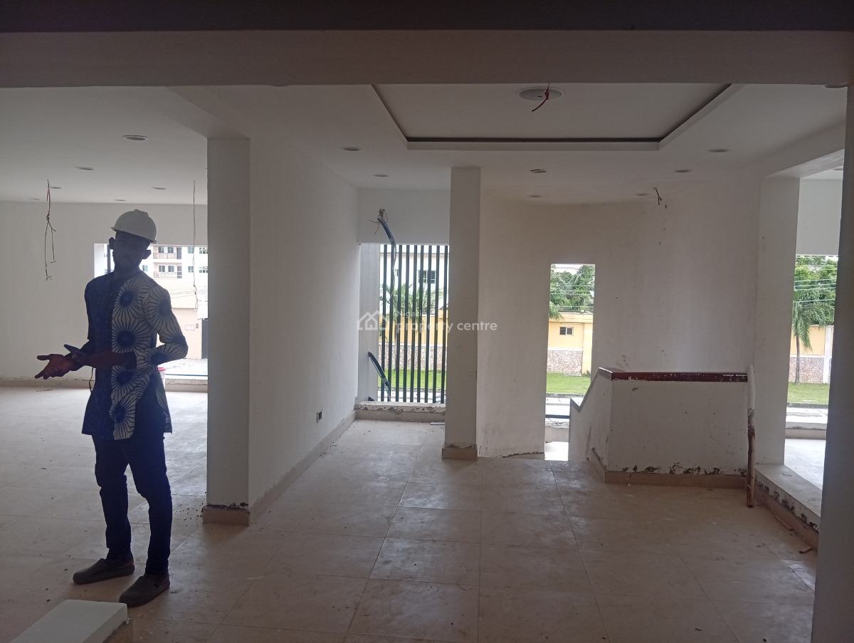 Shop Spaces with Private Toilet in Lekki Phase 1., Lekki Phase 1, Lekki Phase 1, Lekki, Lagos, Shop for Rent