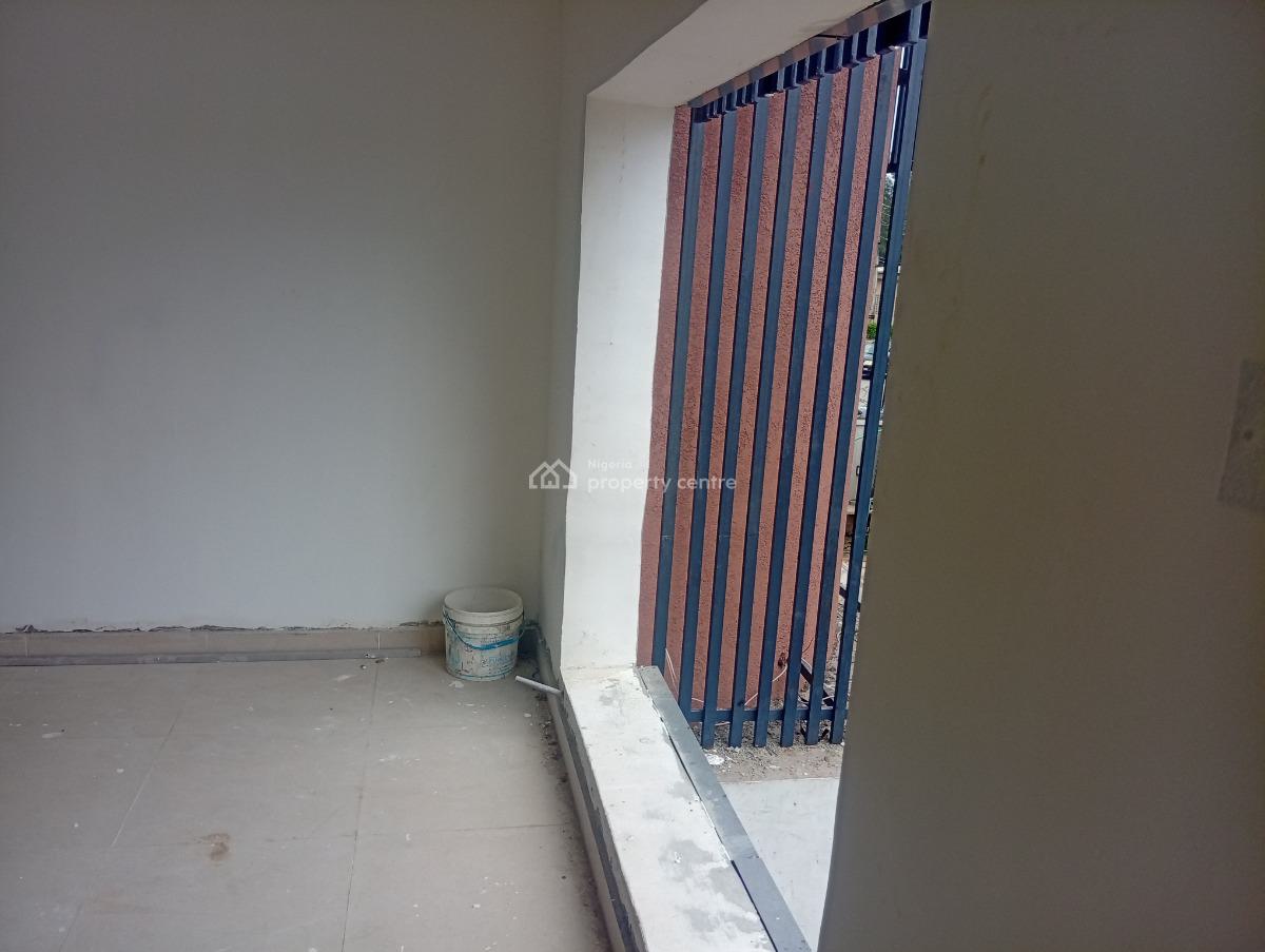 Shop Spaces with Private Toilet in Lekki Phase 1., Lekki Phase 1, Lekki Phase 1, Lekki, Lagos, Shop for Rent