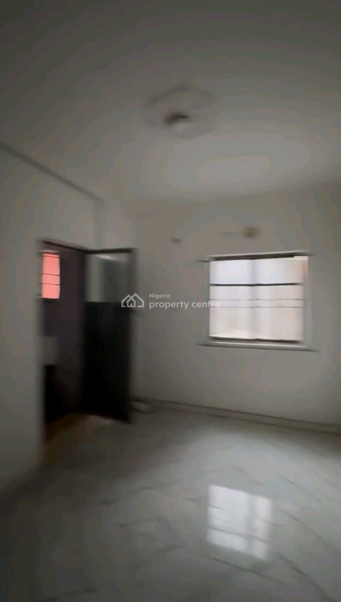 a Standard and Nice Roomself, Groundfloor, Off Market Street, Shomolu, Lagos, Self Contain (single Rooms) for Rent