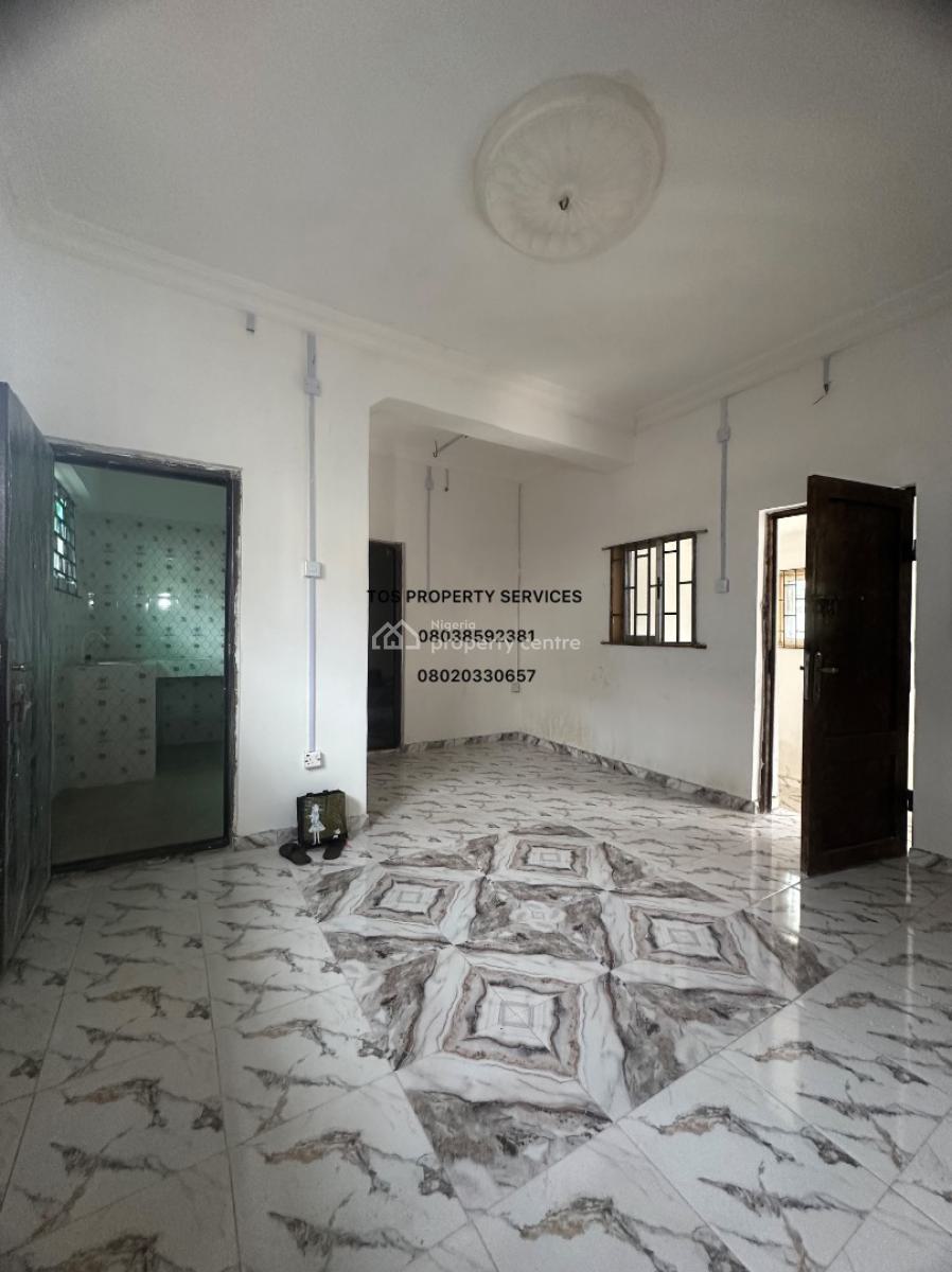 Clean 2 Bedroom All Rooms Ensuite Flat, Sabo-alagomeji, Alagomeji, Yaba, Lagos, Flat / Apartment for Rent