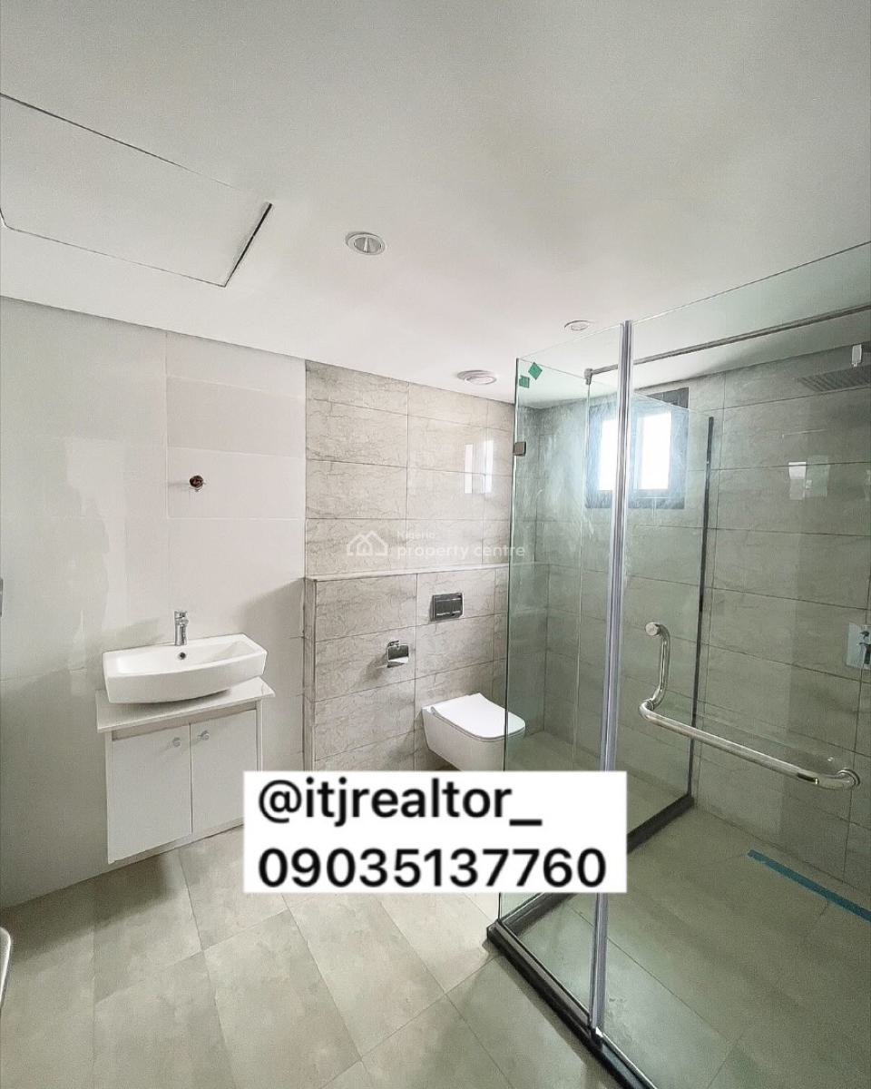 Lovely 4 Bedroom Apartment with Swimming Pool,gym and Elevator, Ikoyi, Lagos, Block of Flats for Sale