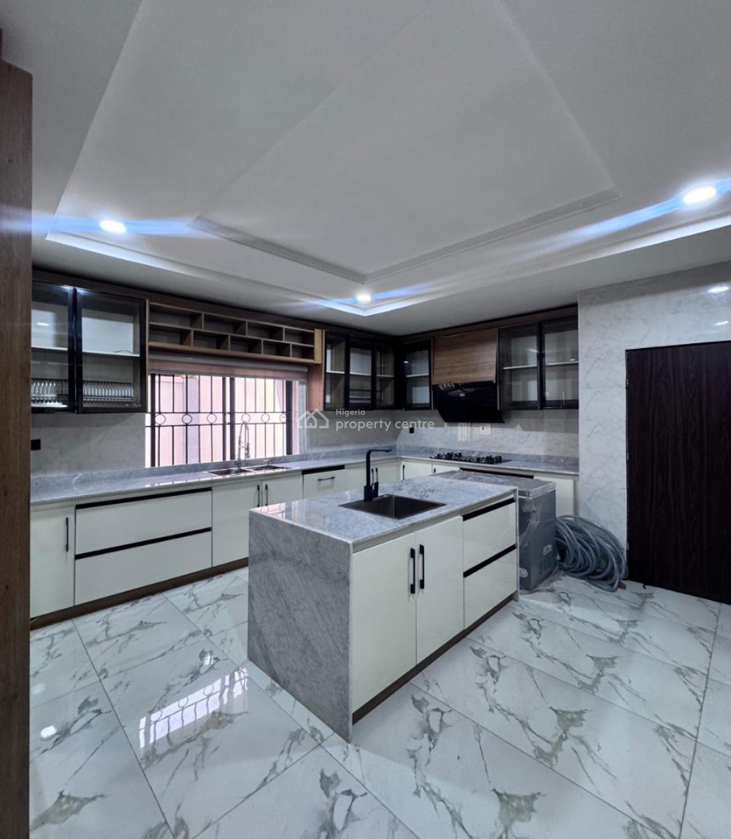 5 Bedroom Detached with Bq, Ado Drive Maitama, Maitama District, Abuja, Detached Duplex for Sale