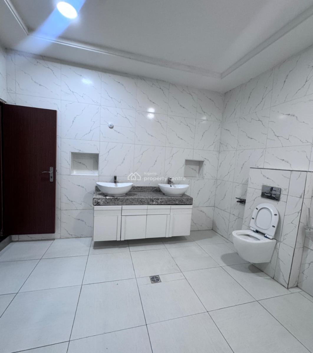5 Bedroom Detached with Bq, Ado Drive Maitama, Maitama District, Abuja, Detached Duplex for Sale