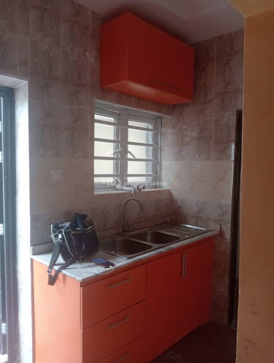3bedroom Semi Detached Duplex with Gate House at Magodo Phase 1, Harmony Estate Magodo Gra Phase 1, Gra Phase 1, Magodo, Lagos, Semi-detached Duplex for Rent