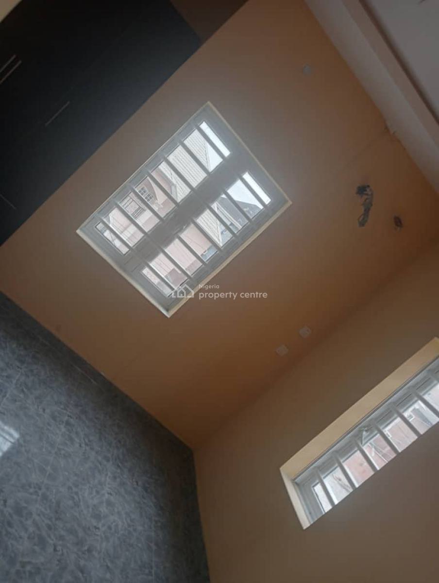 3bedroom Semi Detached Duplex with Gate House at Magodo Phase 1, Harmony Estate Magodo Gra Phase 1, Gra Phase 1, Magodo, Lagos, Semi-detached Duplex for Rent