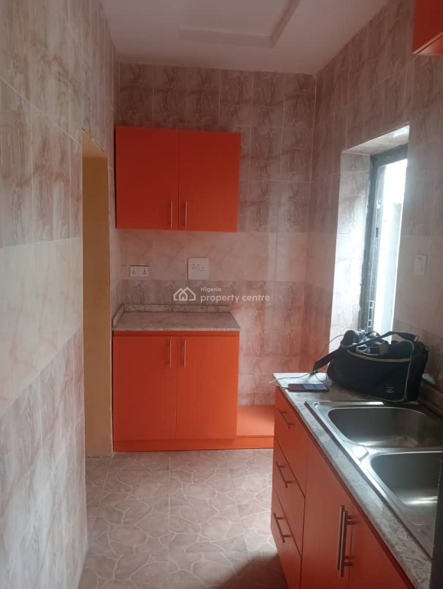 3bedroom Semi Detached Duplex with Gate House at Magodo Phase 1, Harmony Estate Magodo Gra Phase 1, Gra Phase 1, Magodo, Lagos, Semi-detached Duplex for Rent