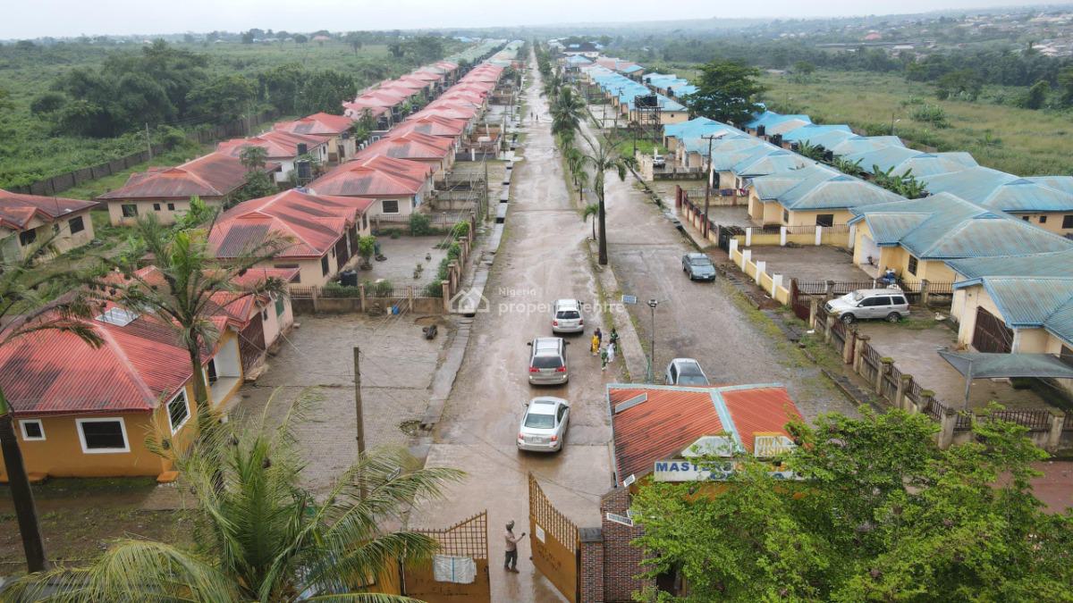 Affordable Land in a Well Functional Estate, Omu Junction, Mowe Ofada, Ogun, Residential Land for Sale