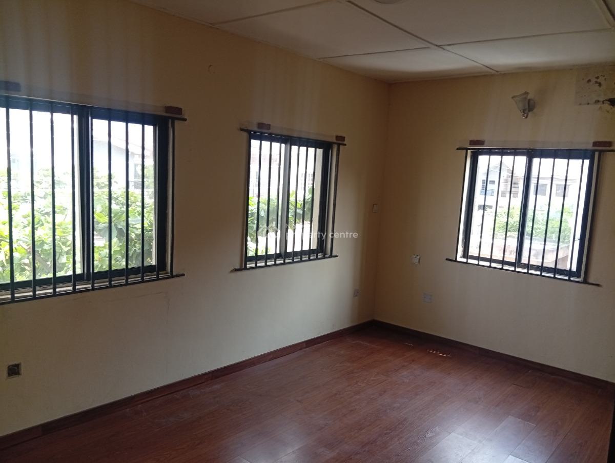 a Give Away 4 Bedroom Semi Detached Duplex in Lekki Phase 1, Lekki Phase 1, Lekki Phase 1, Lekki, Lagos, Semi-detached Duplex for Rent