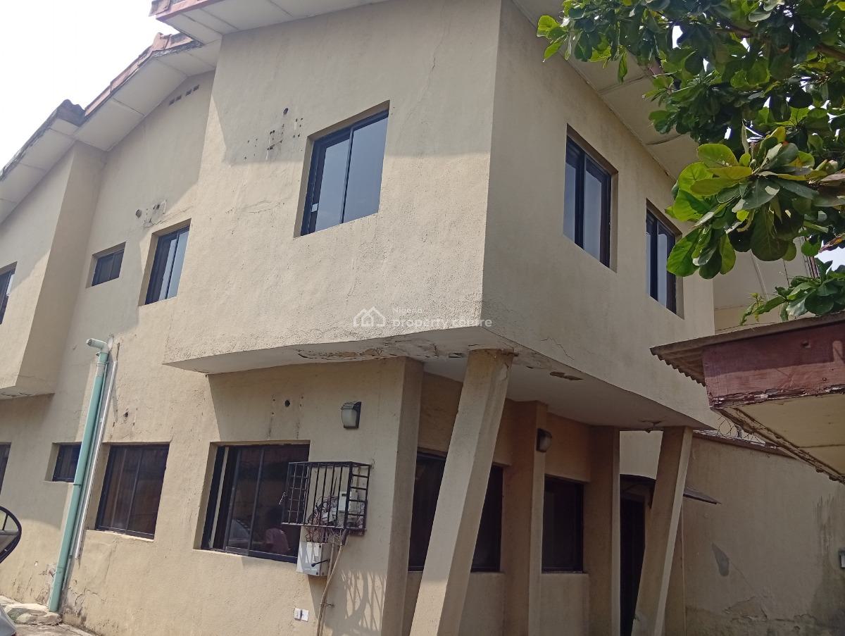 a Give Away 4 Bedroom Semi Detached Duplex in Lekki Phase 1, Lekki Phase 1, Lekki Phase 1, Lekki, Lagos, Semi-detached Duplex for Rent