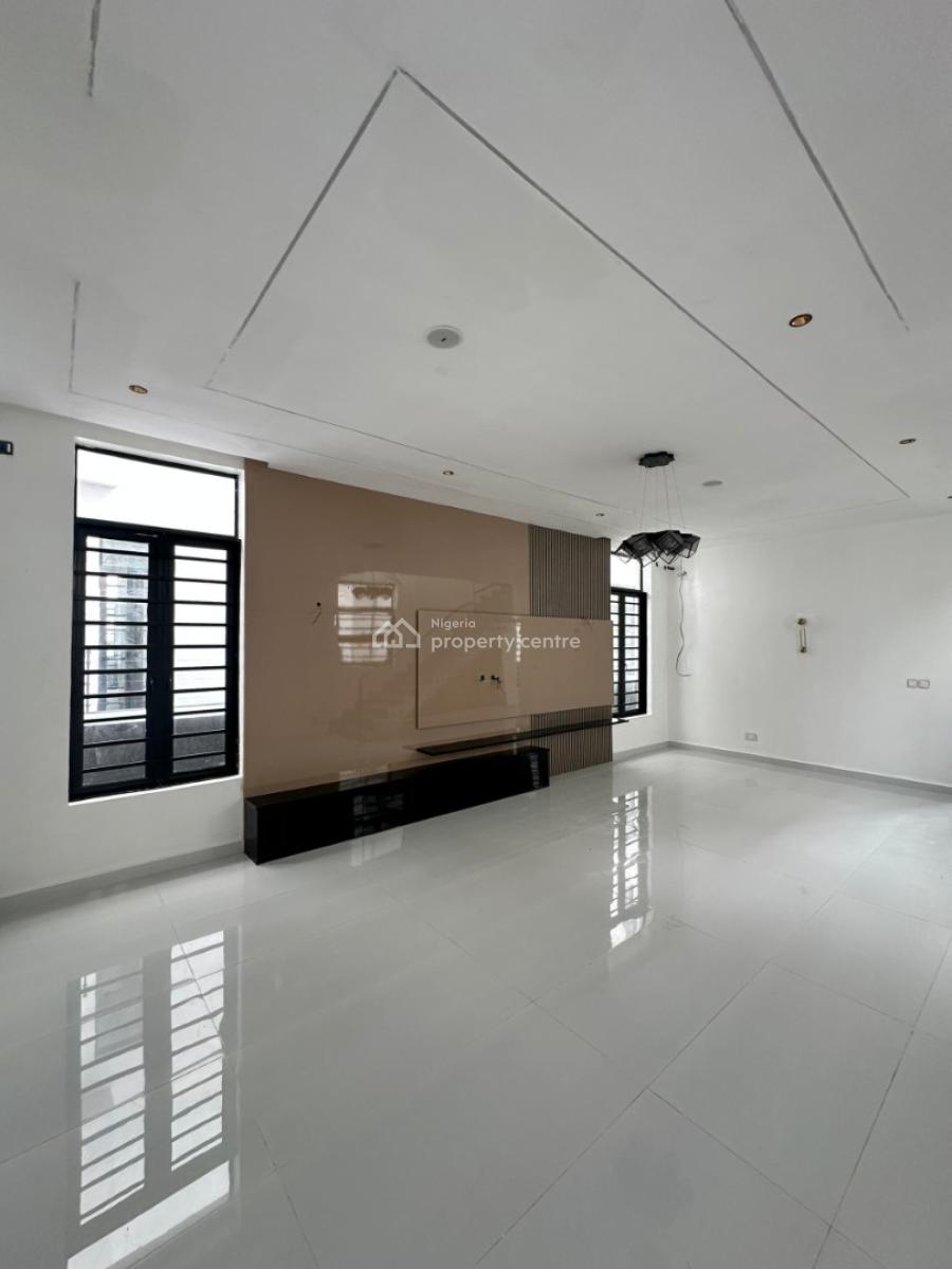 5-bedroom Fully Detached Duplex with Bq & Private Swimming Pool, Lekki, Lagos, Detached Duplex for Sale