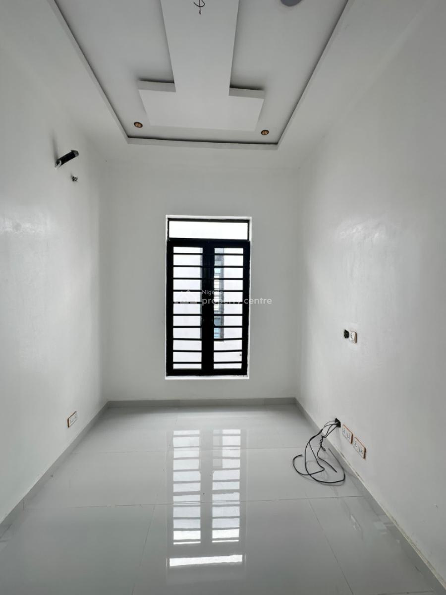5-bedroom Fully Detached Duplex with Bq & Private Swimming Pool, Lekki, Lagos, Detached Duplex for Sale