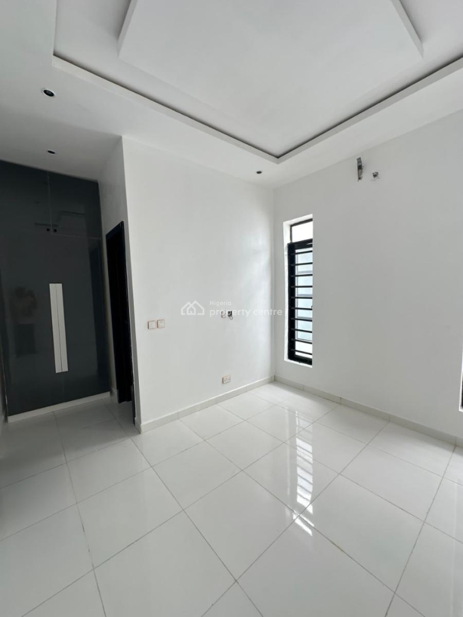 5-bedroom Fully Detached Duplex with Bq & Private Swimming Pool, Lekki, Lagos, Detached Duplex for Sale