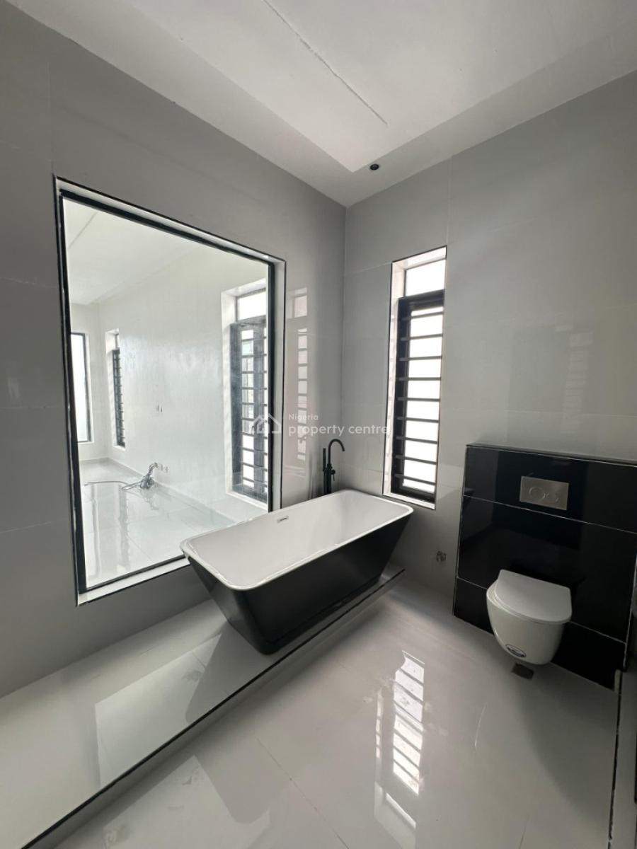 5-bedroom Fully Detached Duplex with Bq & Private Swimming Pool, Lekki, Lagos, Detached Duplex for Sale
