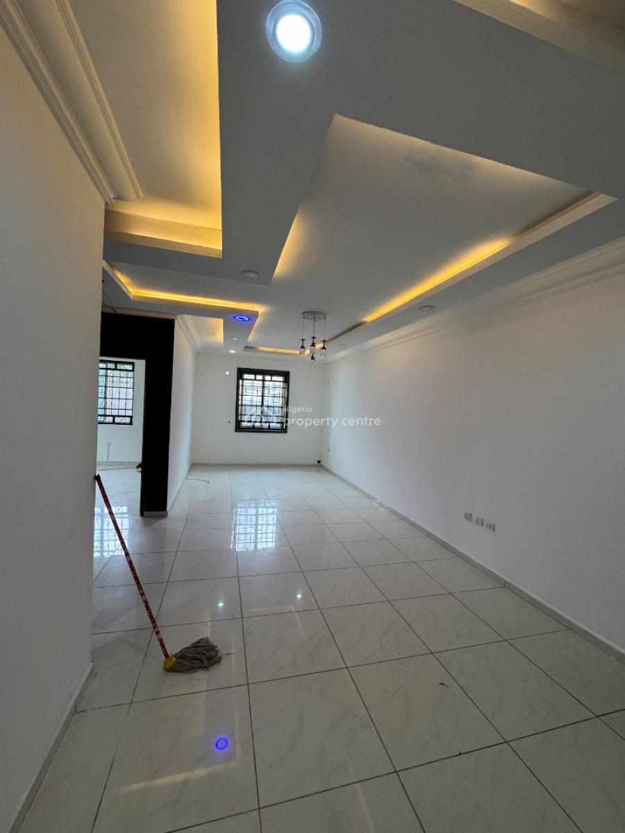 Spacious Miniflat, Lekki Phase 1, Lekki, Lagos, Mini Flat (room and Parlour) for Rent