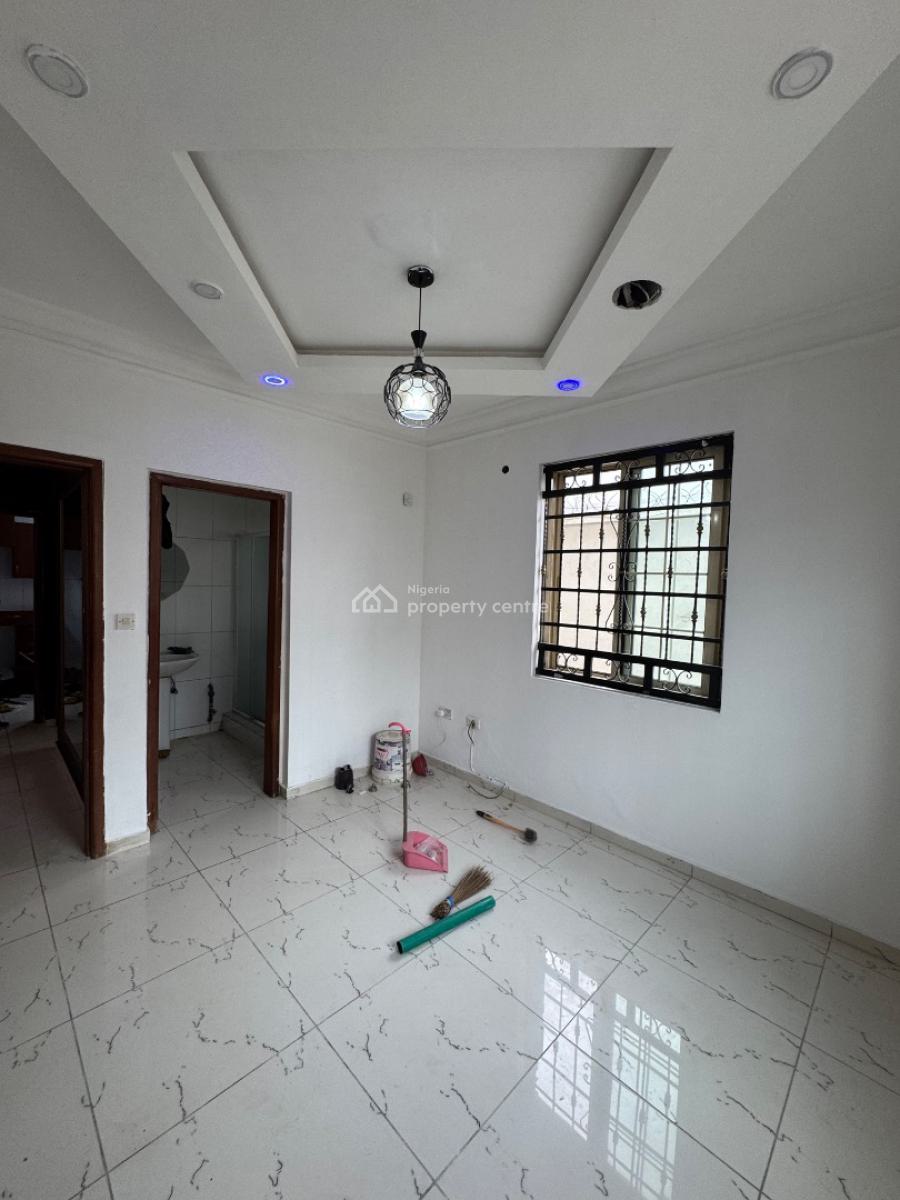 Spacious Miniflat, Lekki Phase 1, Lekki, Lagos, Mini Flat (room and Parlour) for Rent
