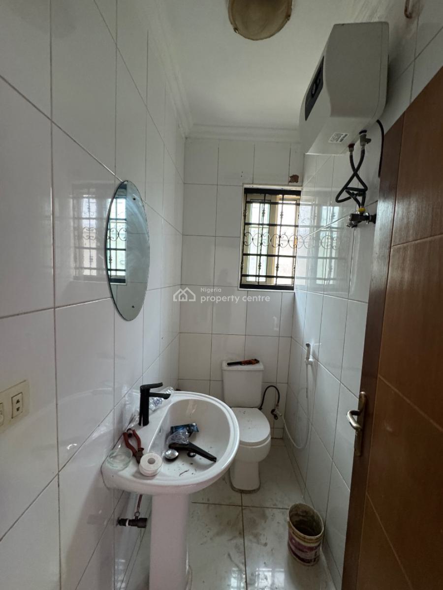 Spacious Miniflat, Lekki Phase 1, Lekki, Lagos, Mini Flat (room and Parlour) for Rent