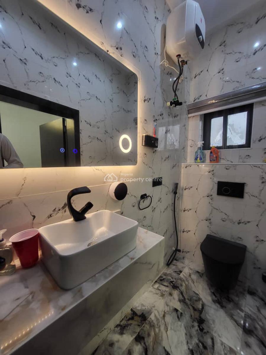 Newly Built Luxury Serviced Furnished 3bedrooms Apartment Wit Rooftop, Atlantic View Estate, New Road, Lekki, Lagos, Flat / Apartment for Rent
