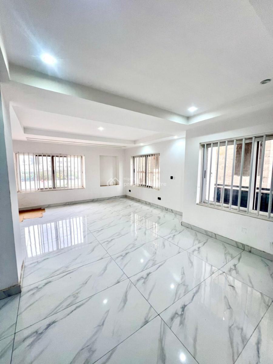 Spacious 3 Bedroom Apartment with Pool & Gym, Ikoyi, Lagos, Flat / Apartment for Rent