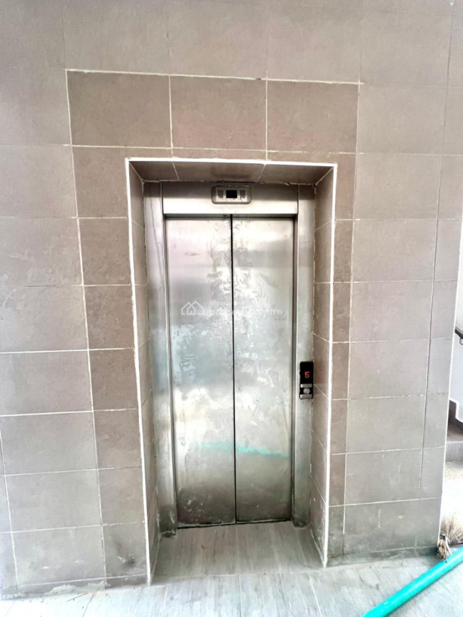 Spacious 3 Bedroom Apartment with Pool & Gym, Ikoyi, Lagos, Flat / Apartment for Rent