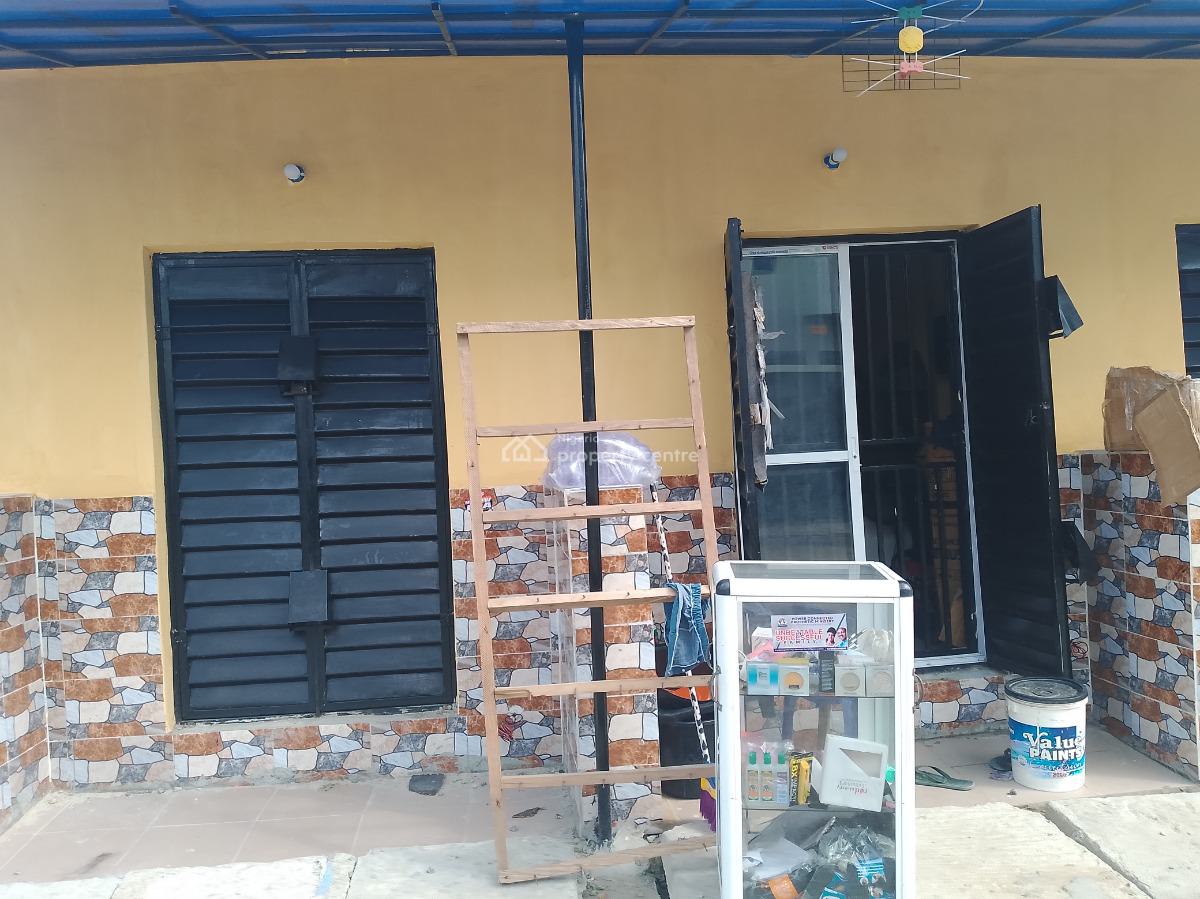 Shop Space in Seaside Estate, Seaside Estate, Badore Road, Ajah Lekki Lagos, Badore, Ajah, Lagos, Shop for Rent