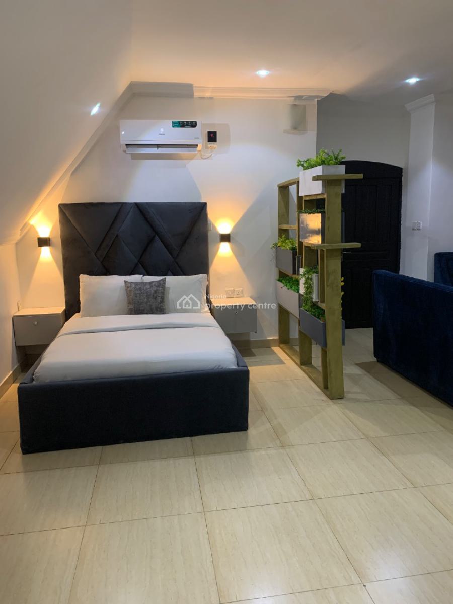 Loft Studio Unit with Walk-in-closet in Lekki Phase 1, Lekki Phase 1, Lekki, Lagos, Self Contain (single Rooms) Short Let