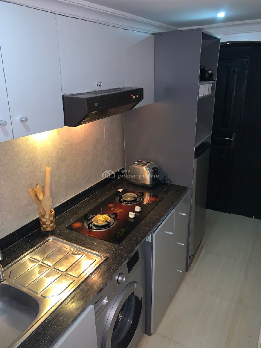Loft Studio Unit with Walk-in-closet in Lekki Phase 1, Lekki Phase 1, Lekki, Lagos, Self Contain (single Rooms) Short Let
