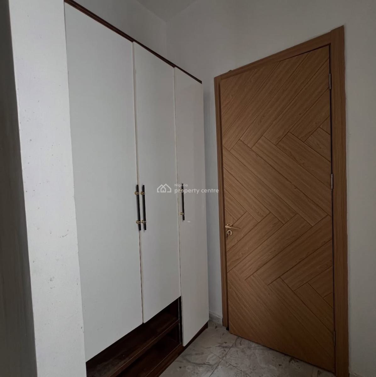 Well Built 5 Bedroom Detached Duplex with Pool & Bq, By 2nd Toll Gate, Lekki, Lagos, Detached Duplex for Sale