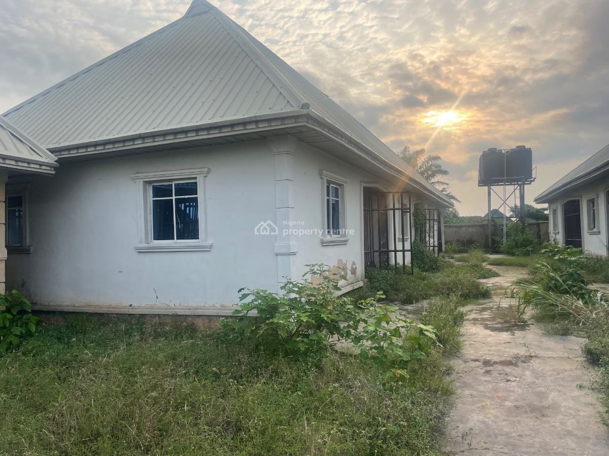 Luxury Buildings, Behind Chairman House, Uhie Community, Off Sapele Road, Benin, Oredo, Edo, Block of Flats for Sale