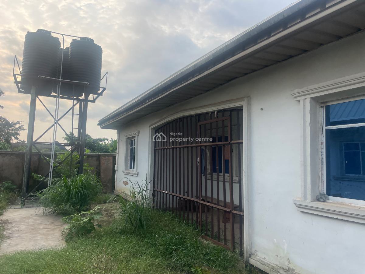 Luxury Buildings, Behind Chairman House, Uhie Community, Off Sapele Road, Benin, Oredo, Edo, Block of Flats for Sale