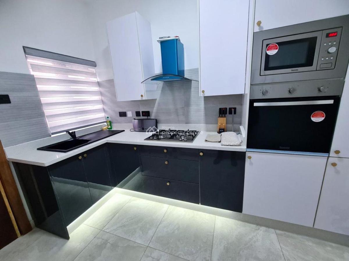 Fully Furnished 3 Bedroom Apartment with Pool, Off Admiralty Way, Lekki Phase 1, Lekki, Lagos, Flat / Apartment for Rent