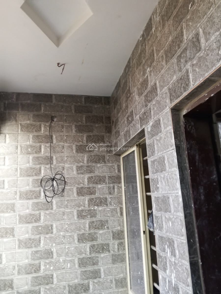 Luxury Newly Built 2 Bedrooms, Benson Akinyele, Oke Afa, Isolo, Lagos, Flat / Apartment for Rent
