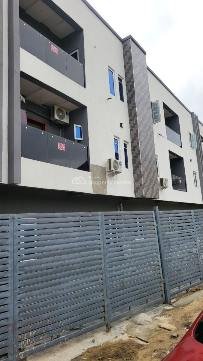2 Bedroom Apartment Modern Day Pop Ceiling, Ado, Ajah, Lagos, Block of Flats for Sale