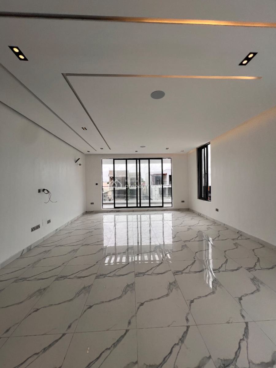 Magnificent 5 Bedroom Duplex with 2bq, Swimming Pool, Gym, Cinema, Suitable for Family Residence with Modern Amenities in a Serene Estate, Lekki Phase 1, Lekki, Lagos, Detached Duplex for Sale