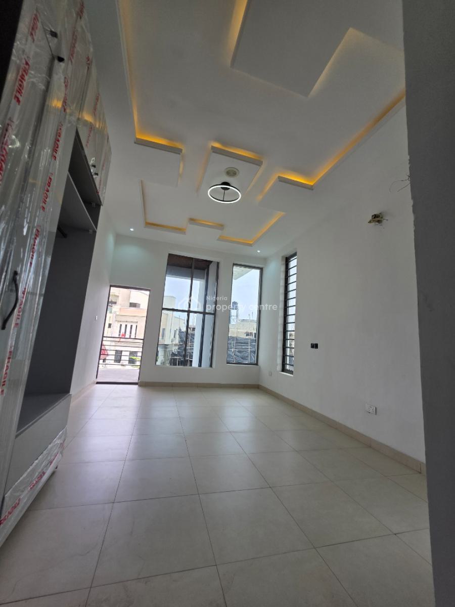 5bedrooms Detached Duplex with Bq, Victory Park Estate, Osapa, Lekki, Lagos, Detached Duplex for Sale
