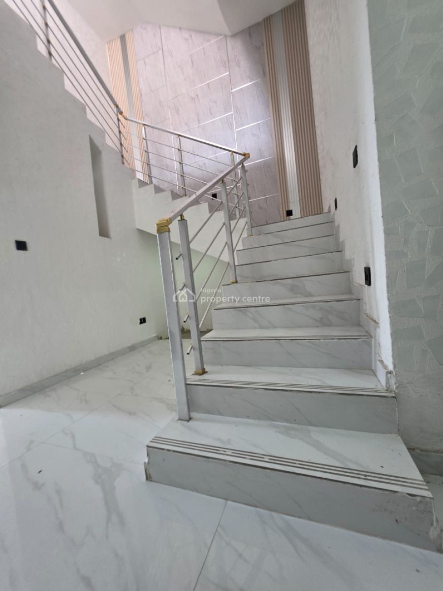 Spacious 5bedrooms Semi Detached Duplex with Bq, Victory Park Estate, Osapa, Lekki, Lagos, Semi-detached Duplex for Sale