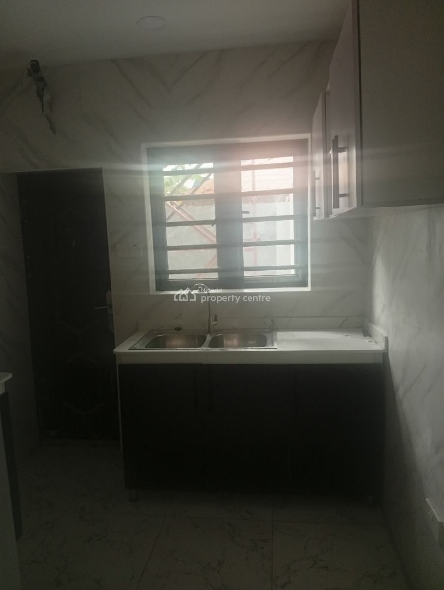 Newly Built Terrace 3bedroom Duplex with Modern Amenities, in Secured Estate at Akowonjo, Akowonjo, Alimosho, Lagos, Terraced Duplex for Rent