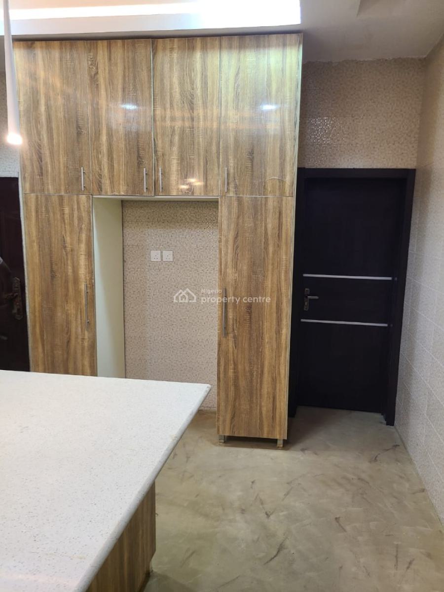 5 Bedroom Fully Detached Duplex with Bq, All Room En Suite, Off Bashiru Shitu, Magodo Gra Phase Estate Lagos State, Gra Phase 2, Magodo, Lagos, Detached Duplex for Sale