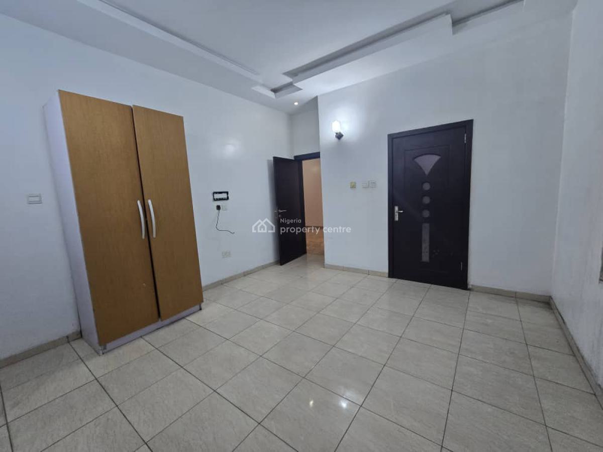 Well Maintained 5 Bedroom Detached Duplex with 1bq, Agungi, Lekki, Lagos, Detached Duplex for Sale