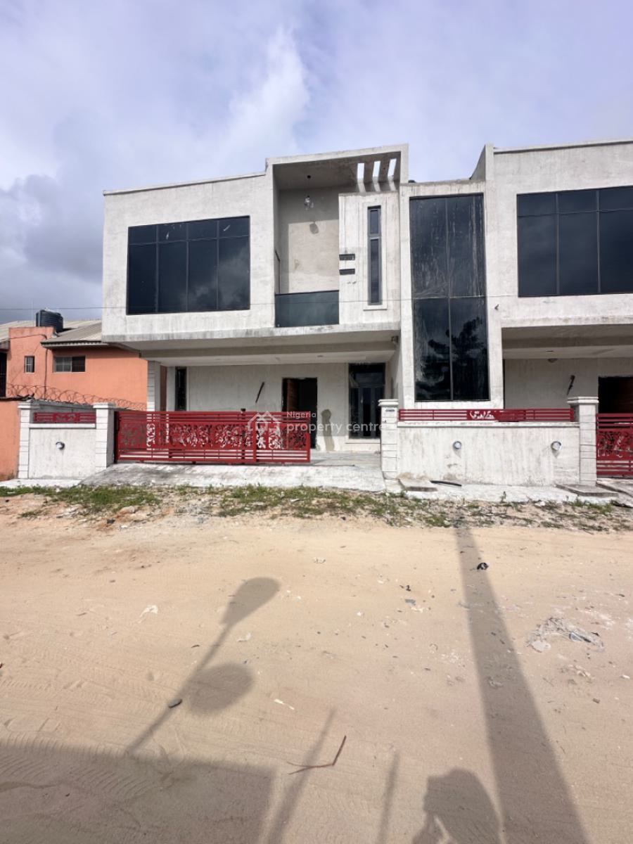 Beautiful and Affordable Self Compound Duplex with Bq, Sangotedo Axis of Lekki, Lekki Phase 2, Lekki, Lagos, Terraced Duplex for Sale